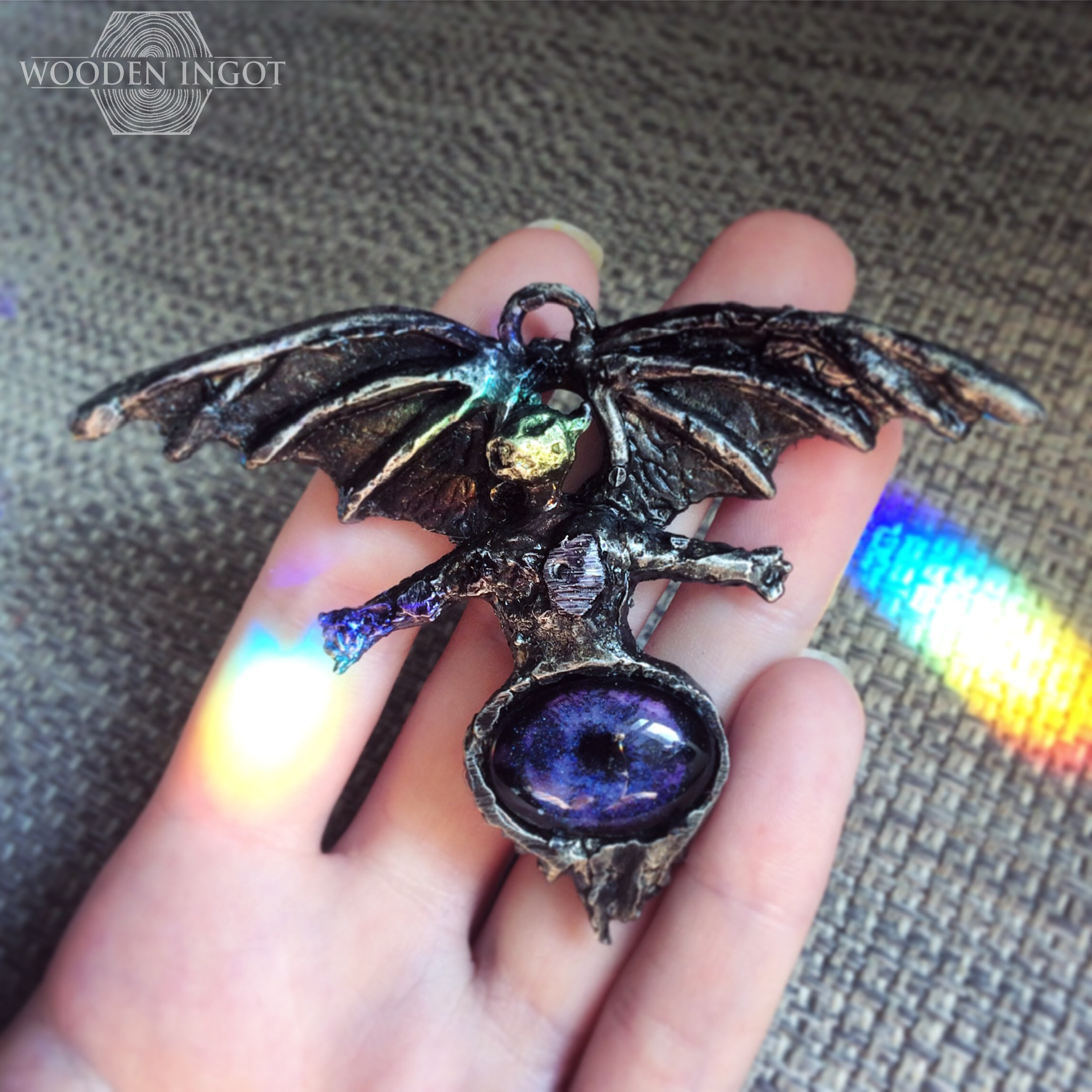 King diamond sale pendant